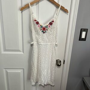 Hollister white dress with embroidery
